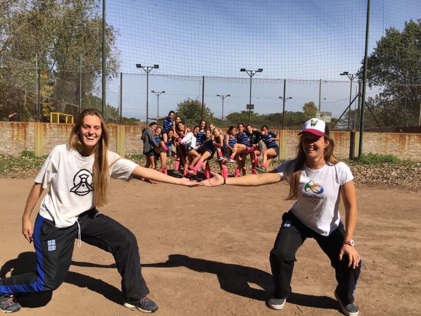 7ºA con sus entrenadoras